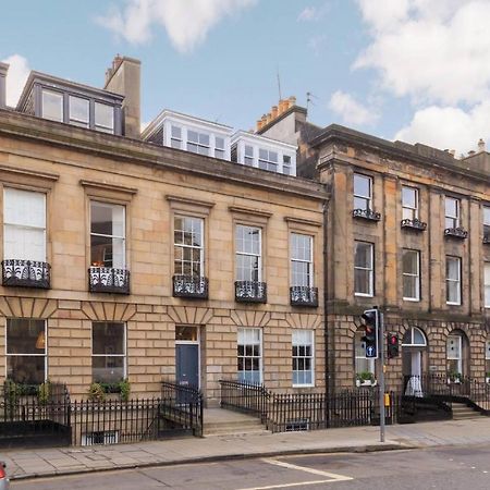 Joivy Luxurious 2Br Home Near Haymarket Station EDI Eksteriør billede