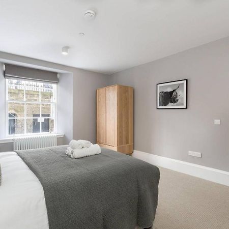 Joivy Luxurious 2Br Home Near Haymarket Station EDI Eksteriør billede