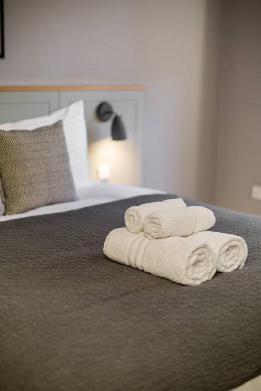 Joivy Luxurious 2Br Home Near Haymarket Station EDI Eksteriør billede