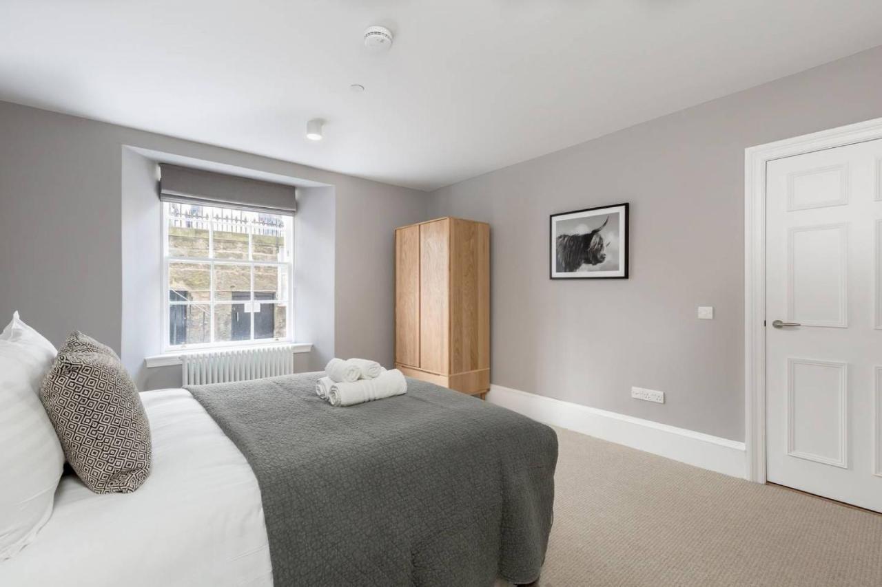 Joivy Luxurious 2Br Home Near Haymarket Station EDI Eksteriør billede