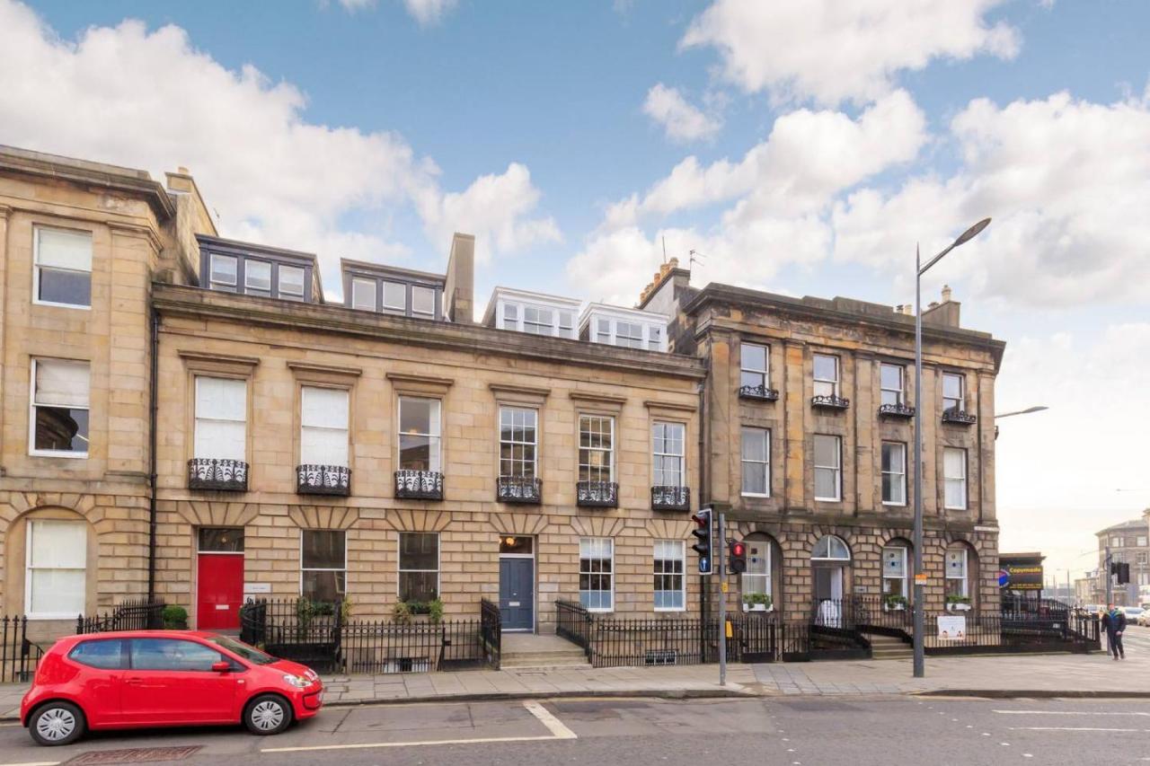 Joivy Luxurious 2Br Home Near Haymarket Station EDI Eksteriør billede