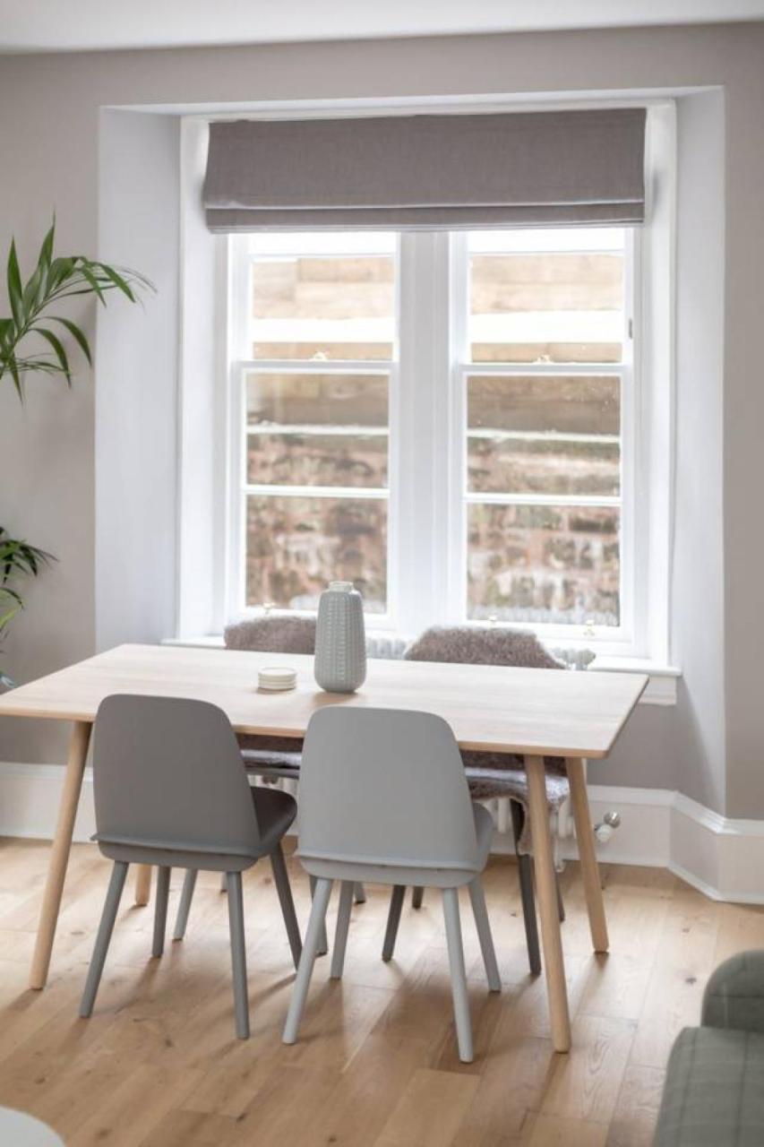 Joivy Luxurious 2Br Home Near Haymarket Station EDI Eksteriør billede