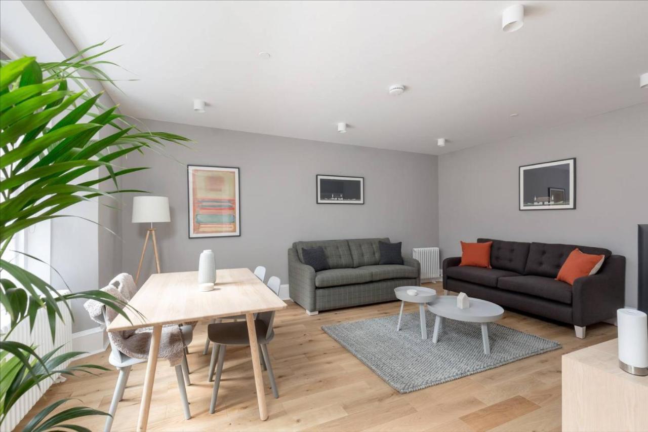 Joivy Luxurious 2Br Home Near Haymarket Station EDI Eksteriør billede